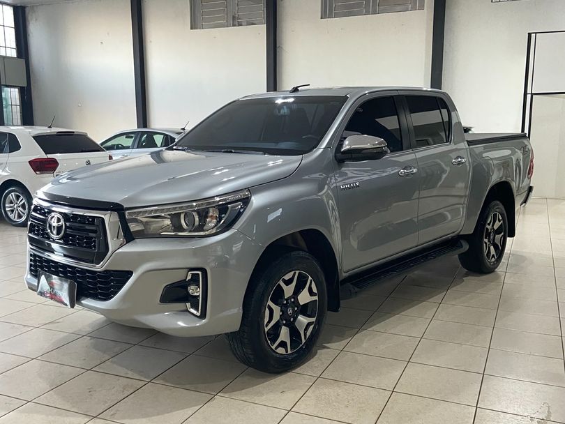 Toyota Hilux CD SRX 4x4 2.8 TDI 16V Diesel Aut.
