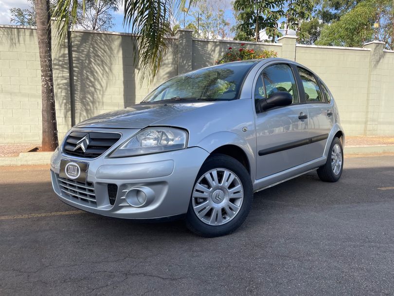 Citroën C3 GLX 1.4/ GLX Sonora 1.4 Flex 8V 5p