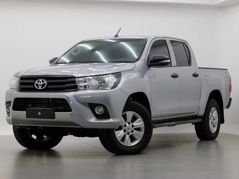 Toyota Hilux CD 4x4 2.8 Diesel Mec.