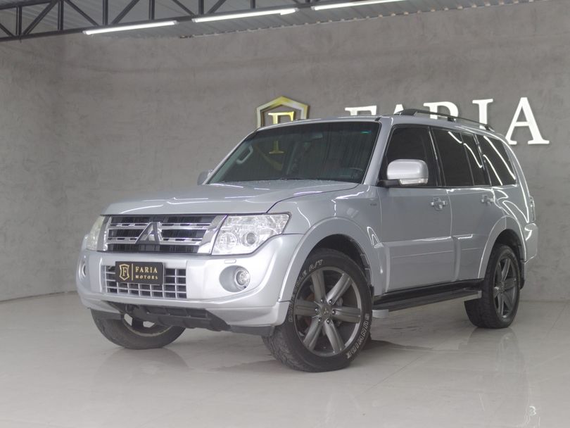 Mitsubishi Pajero HPE Full 3.2 4x4 T.I.Dies. 5p Aut