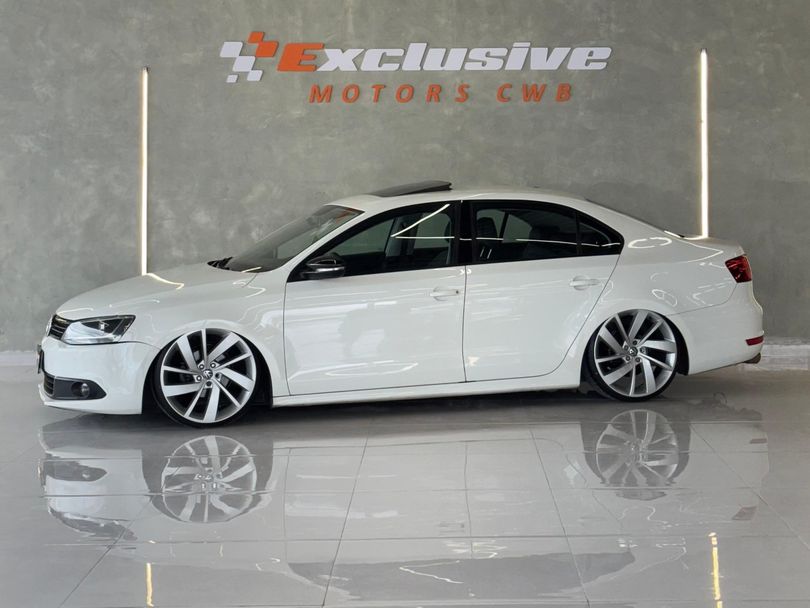 VolksWagen JETTA Comfortline 2.0 T.Flex 8V 4p Tipt.