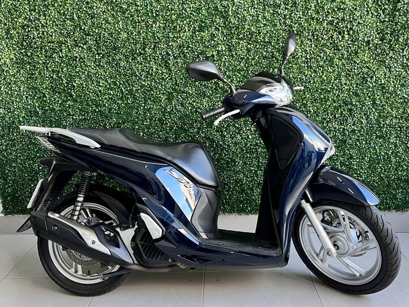 HONDA SH 150i/DLX