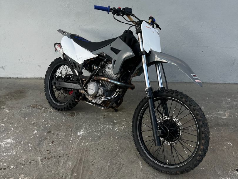 HONDA XR 200 R