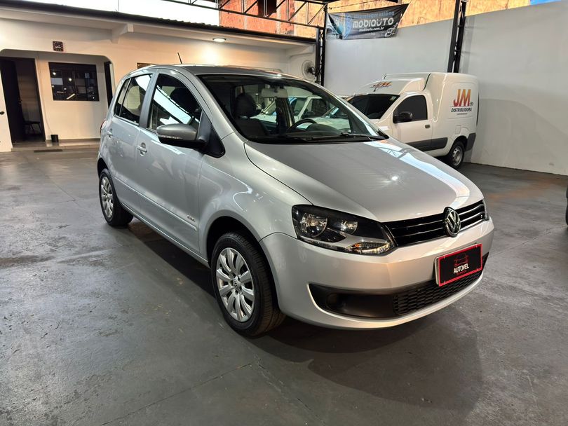 VolksWagen Fox 1.6 Mi Total Flex 8V 5p