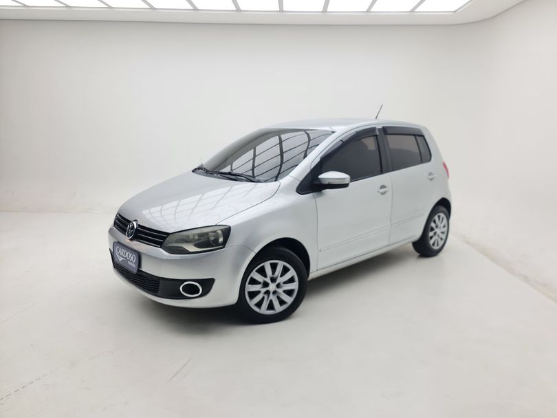 VolksWagen Fox 1.6 Mi Total Flex 8V 5p