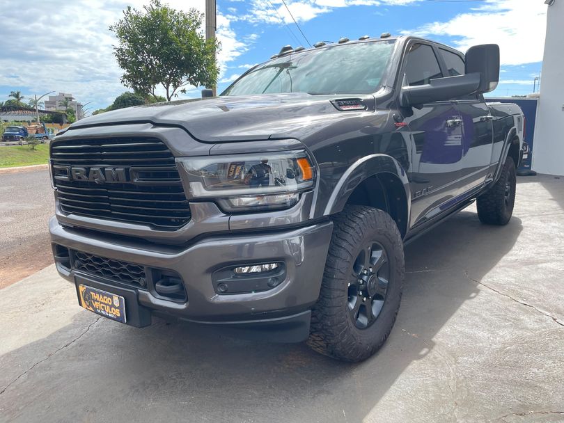 RAM 3500 LARAMIE 6.7 TB CD 4x4 Diesel