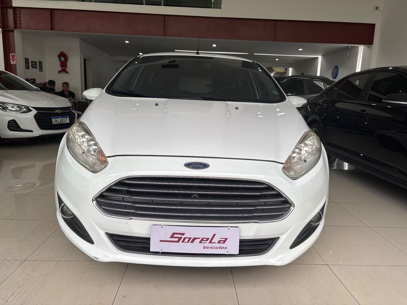 FORD 1.6 TITANIUM HATCH 16V FLEX 4P POWERSHIFT