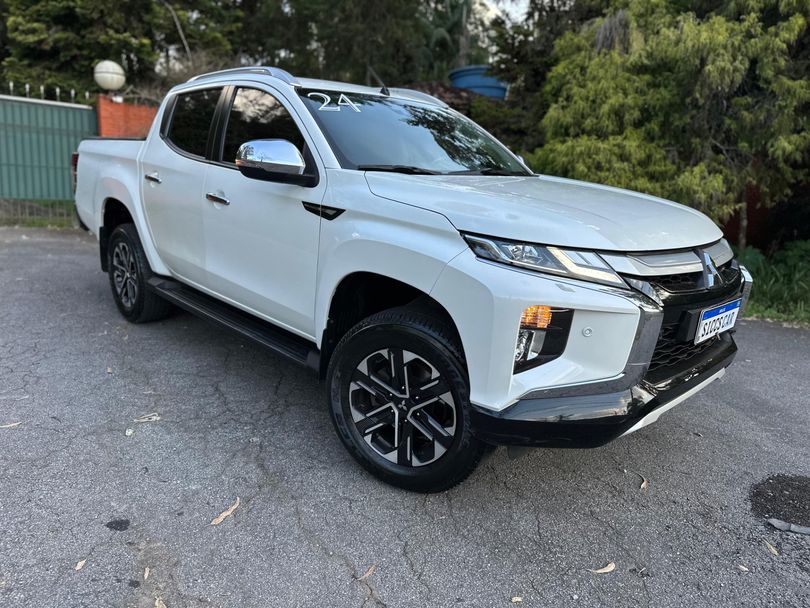 Mitsubishi L200 Triton Sport HPE-S 2.4 CD Dies. Aut