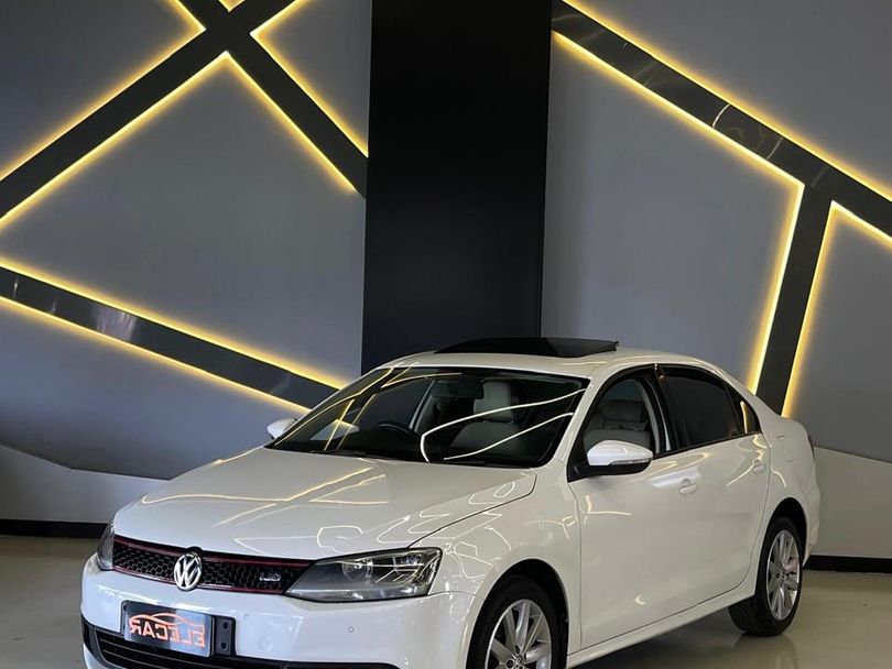 VolksWagen JETTA Comfortline 2.0 T.Flex 8V 4p Tipt.