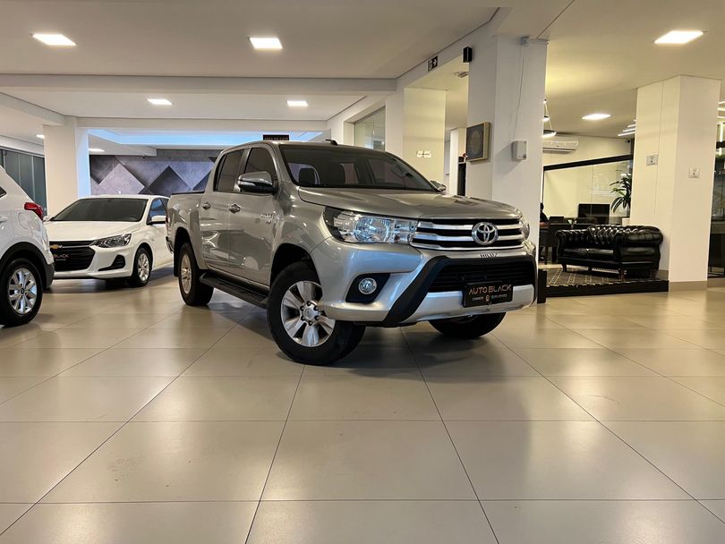Toyota Hilux CD SRV 4x2 2.7 Flex 16V Aut.