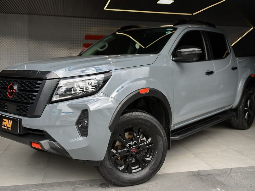 Nissan Frontier PRO4X CD 4x4 2.3 Bi-TB Die. Aut
