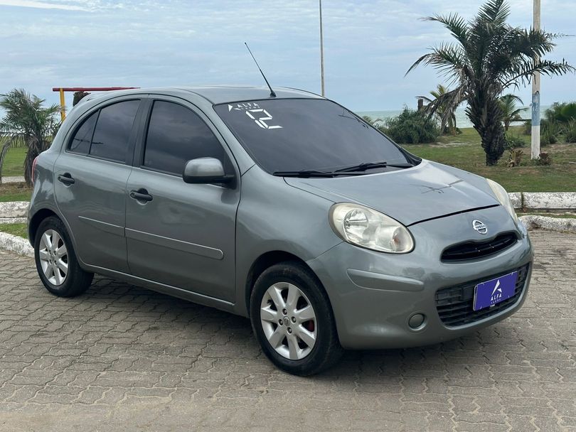 Nissan MARCH SV 1.6 16V Flex Fuel