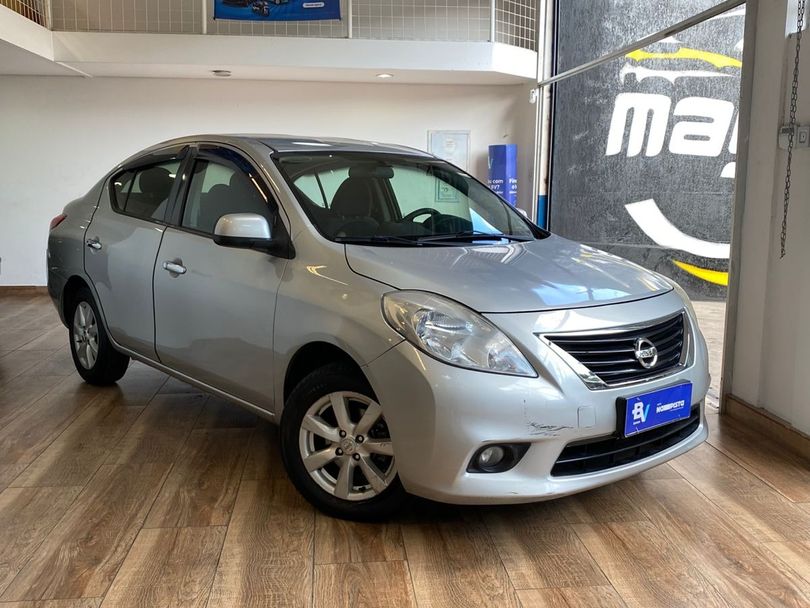 Nissan VERSA SV 1.6 16V Flex Fuel 4p Mec.