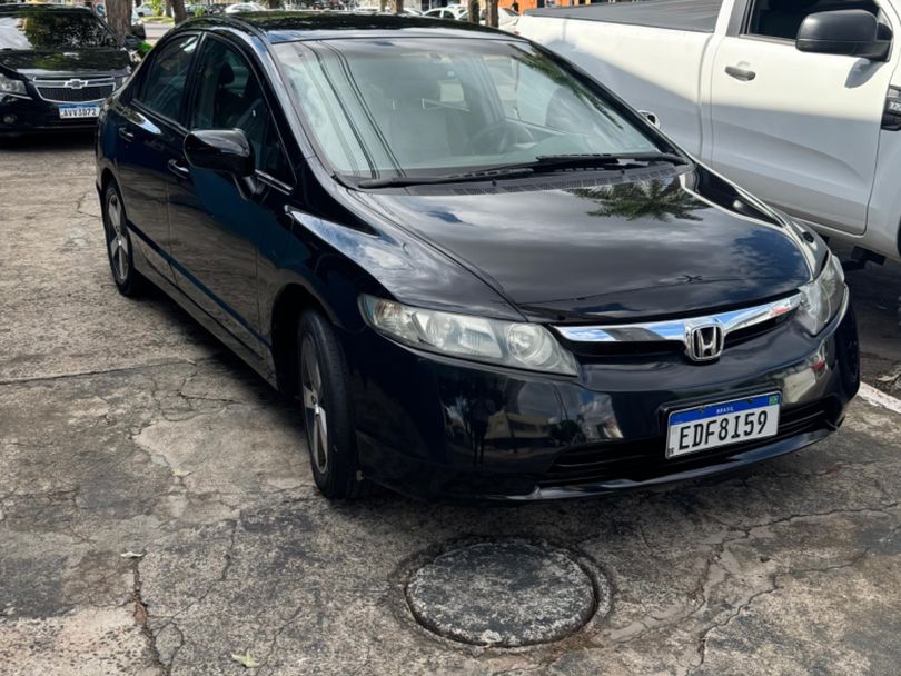 Honda Civic Sedan LXS 1.8/1.8 Flex 16V Aut. 4p