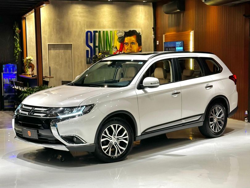 Mitsubishi OUTLANDER 2.2 165cv Diesel Aut.