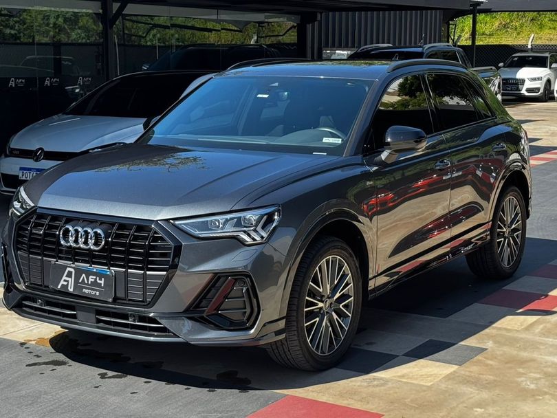 Audi Q3 Performance 2.0 TFSI Tiptr. Quattro