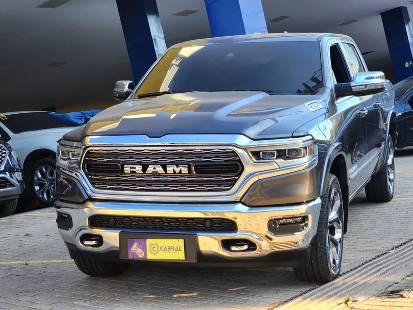 RAM 1500 LIMITED 5.7 CD 4x4 Aut.