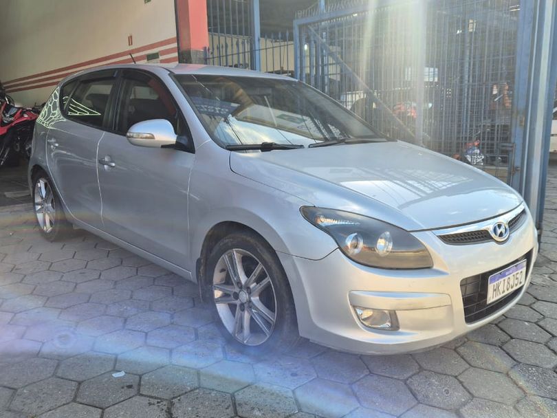 Hyundai i30 2.0 16V 145cv 5p Mec.