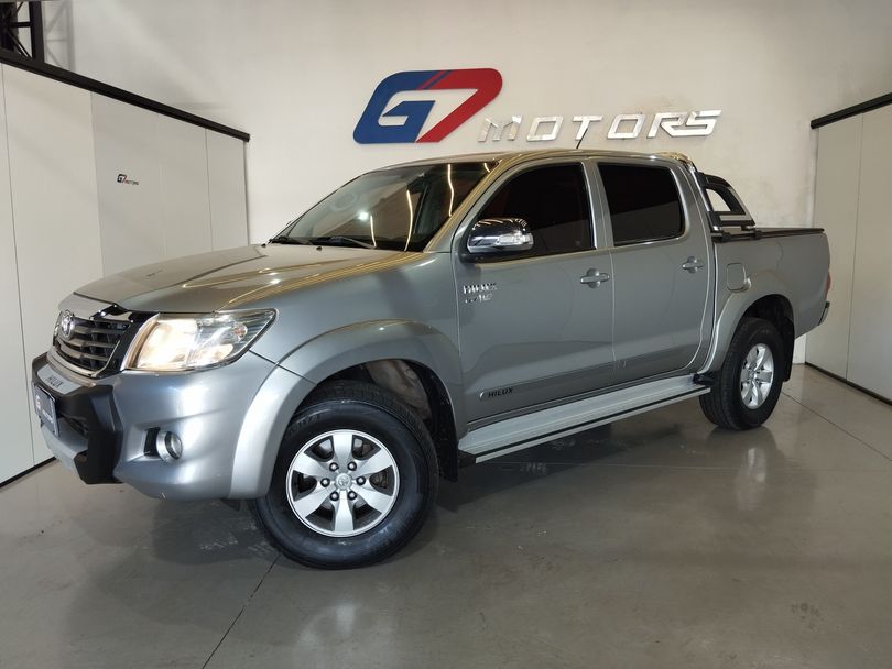 Toyota Hilux SW4 SR 4x2 2.7/ 2.7 Flex 16V Aut.