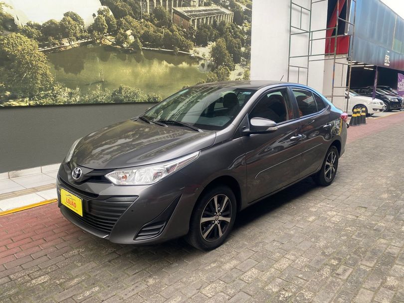Toyota YARIS XL Live Sedan 1.5 Flex 16V 4p Aut.