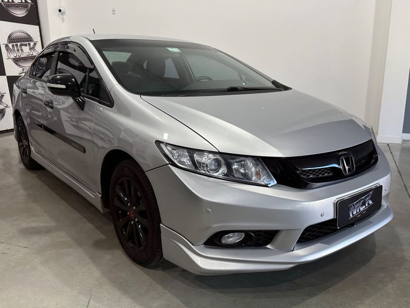 Honda Civic Sedan LXR 2.0 Flexone 16V Aut. 4p