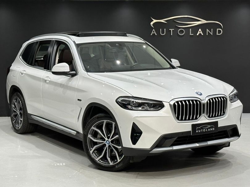 BMW X3 XDRIVE 30e X-Line Turbo Híbrido Aut.