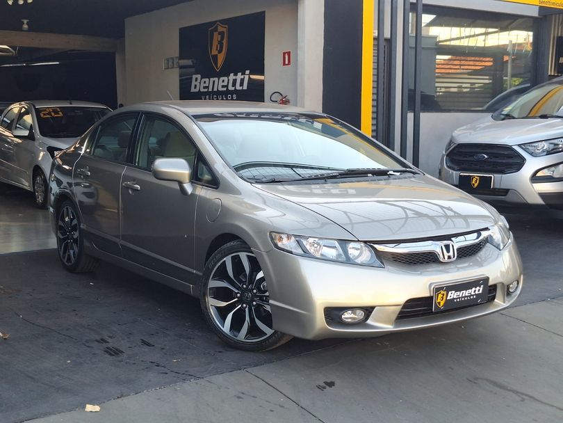 Honda Civic Sedan LXS 1.8/1.8 Flex 16V Mec. 4p