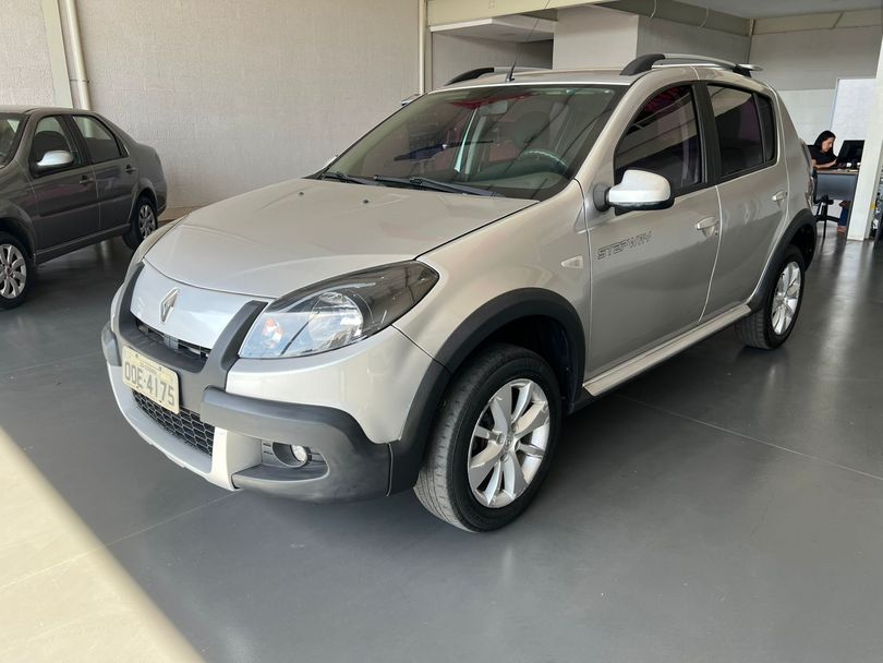 Renault SANDERO Expression Hi-Flex 1.6 8V 5p