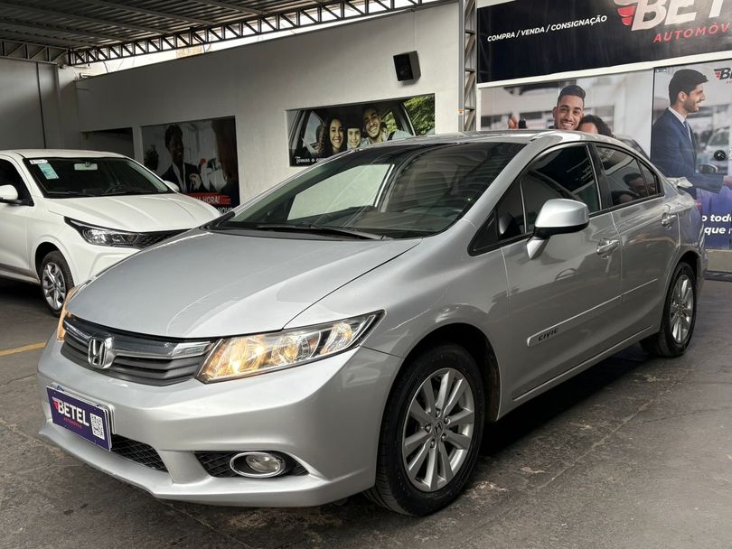 Honda Civic Sedan LXS 1.8/1.8 Flex 16V Mec. 4p