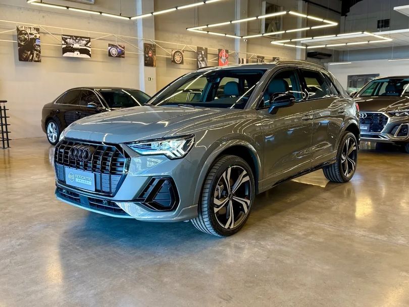 Audi Q3 Perf. Black.Plus 2.0 TFSI Tip. Quat.