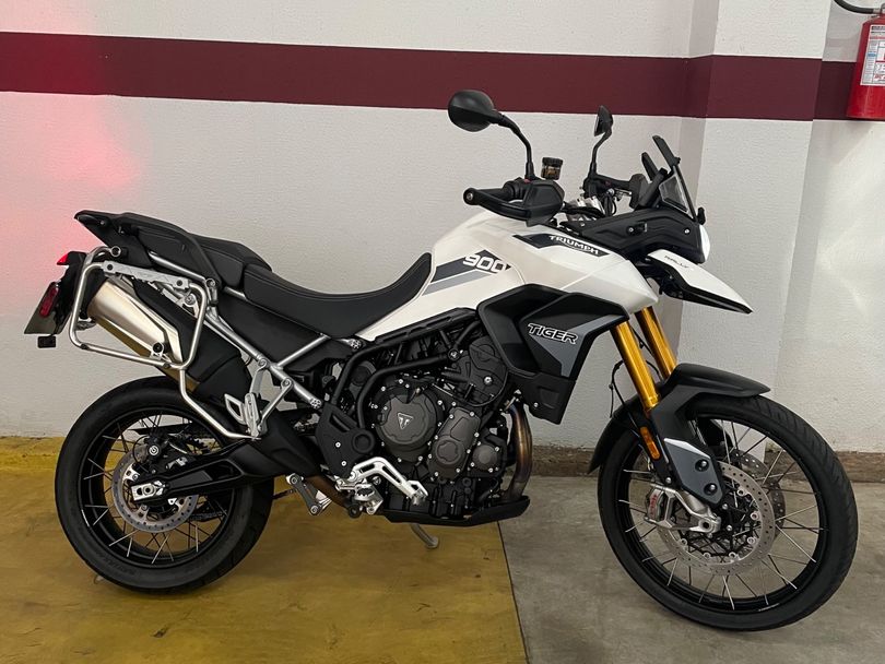 TRIUMPH TIGER 900 RALLY