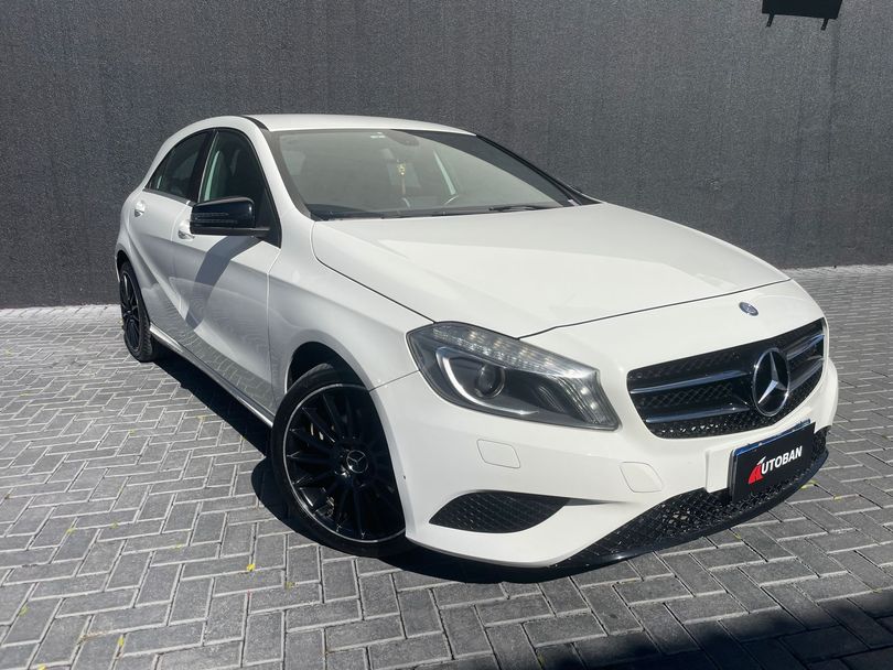 Mercedes Classe A 200 1.6 TB 16V Urban 156cv Aut.