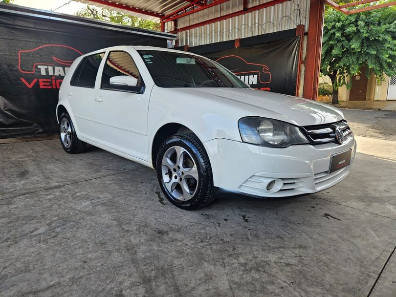 VolksWagen Golf 1.6 Mi Total Flex 8V 4p