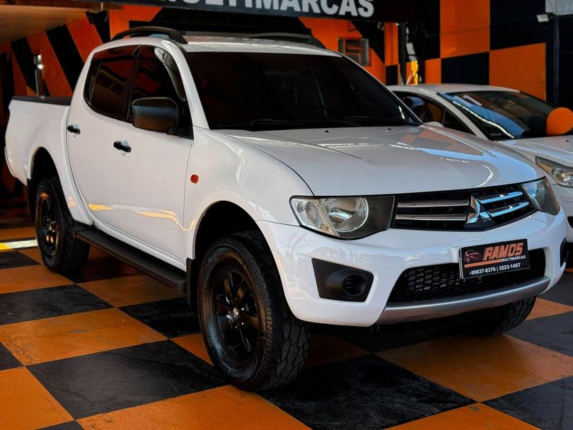 Mitsubishi L200 Triton GLS 3.2 CD TB Int.Diesel Mec