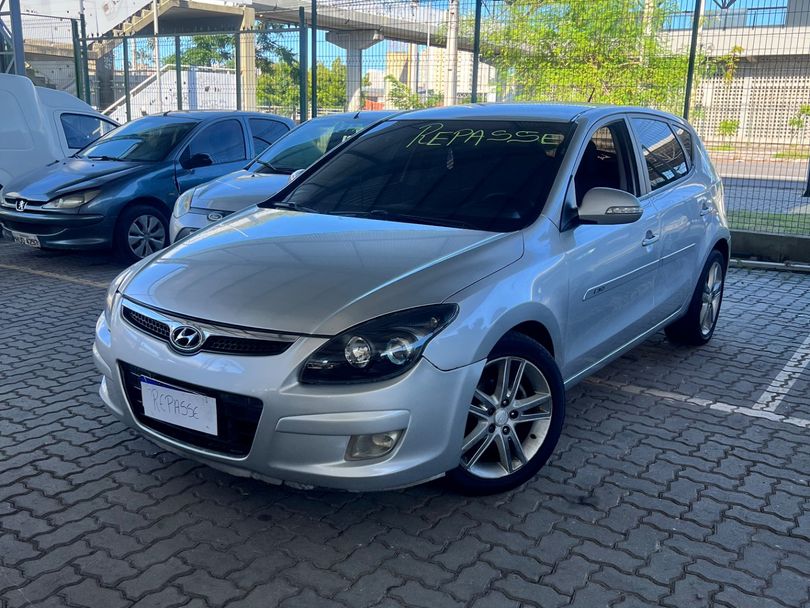 Hyundai i30 2.0 16V 145cv 5p Aut.