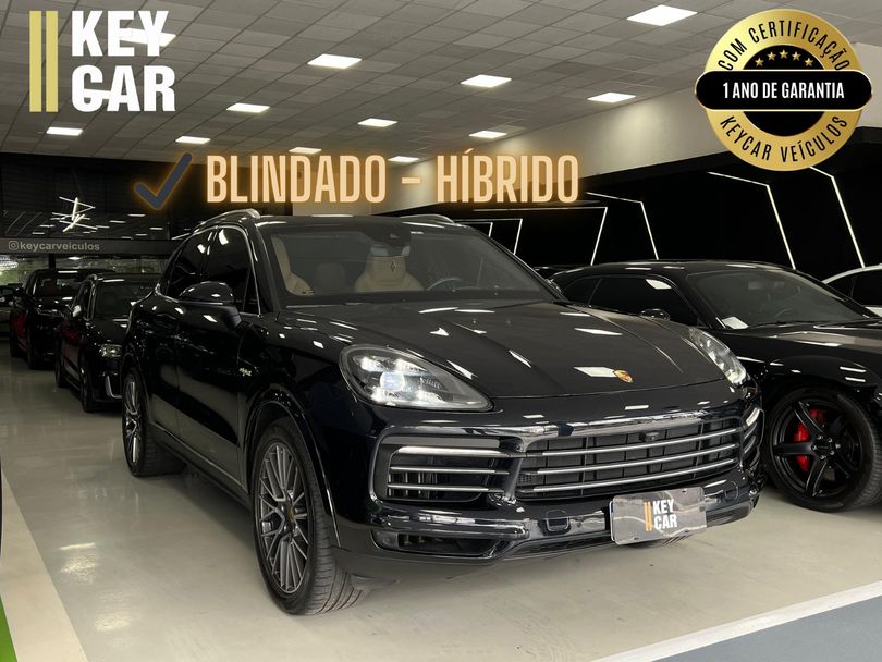 Porsche Cayenne E-Hybrid 3.0 V6 462cv