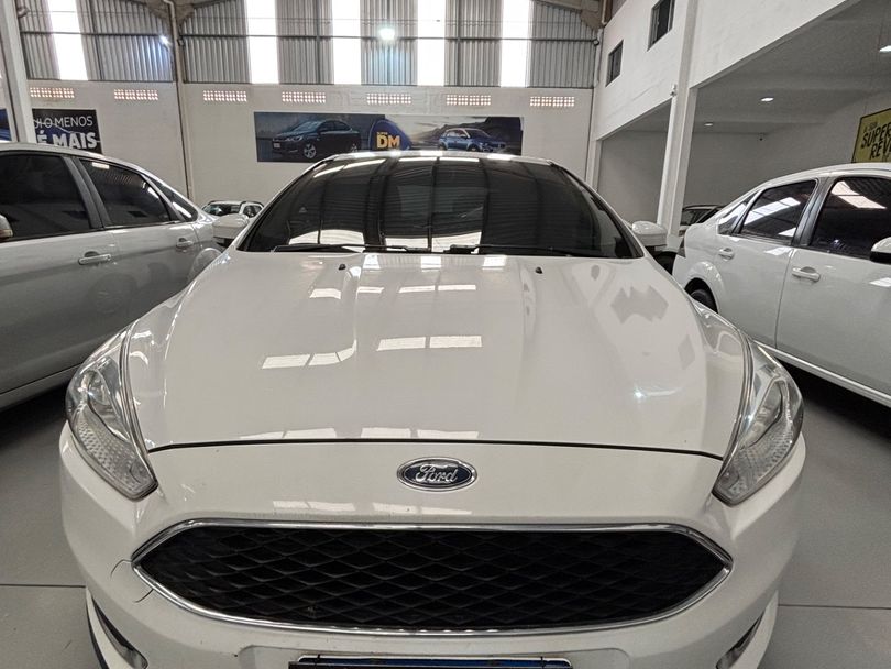 Ford Focus 2.0 16V/SE/SE Plus Flex 5p Aut.