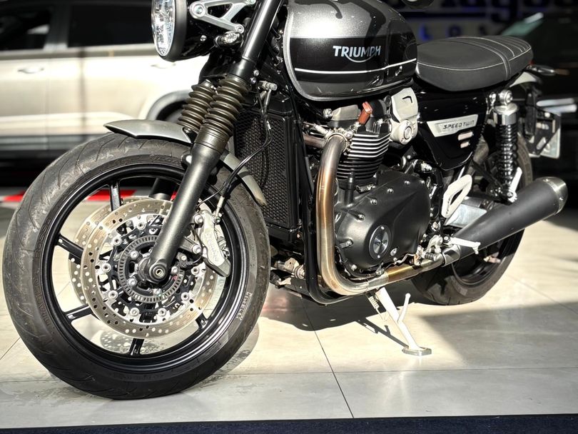 TRIUMPH Speed Twin 1200cc