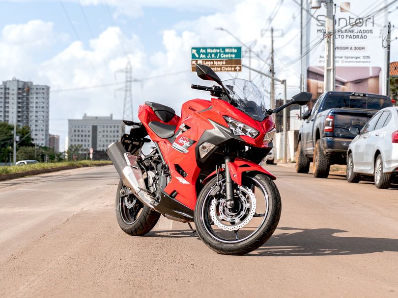 KAWASAKI NINJA 400