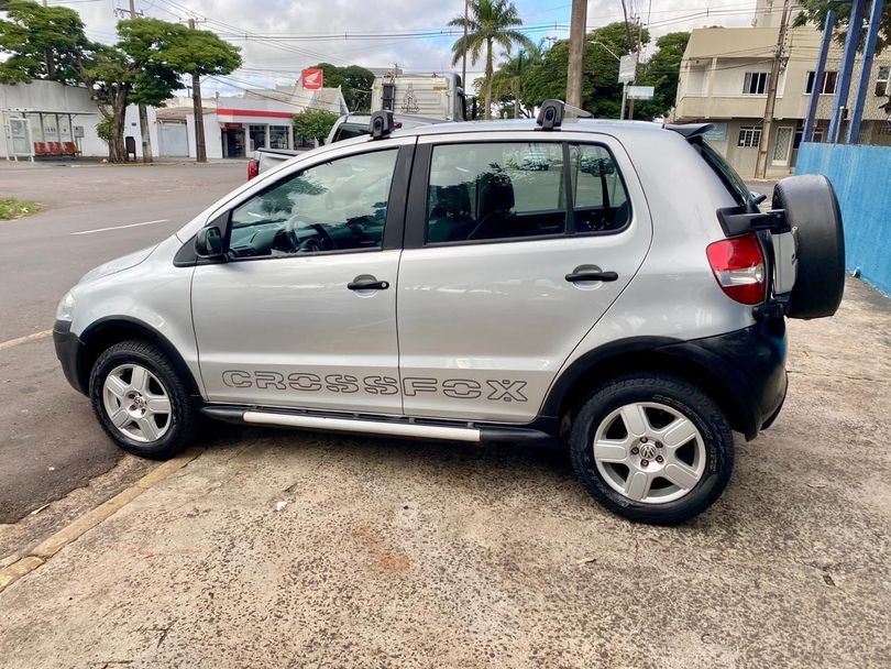 VolksWagen CROSSFOX 1.6 Mi Total Flex 8V 5p