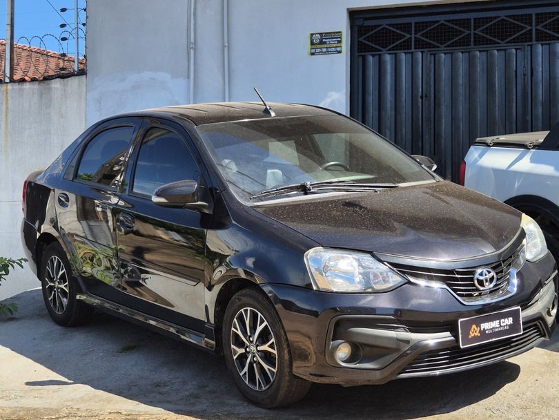 Toyota ETIOS PLATINUM 1.5 Flex 16V 4p Aut.