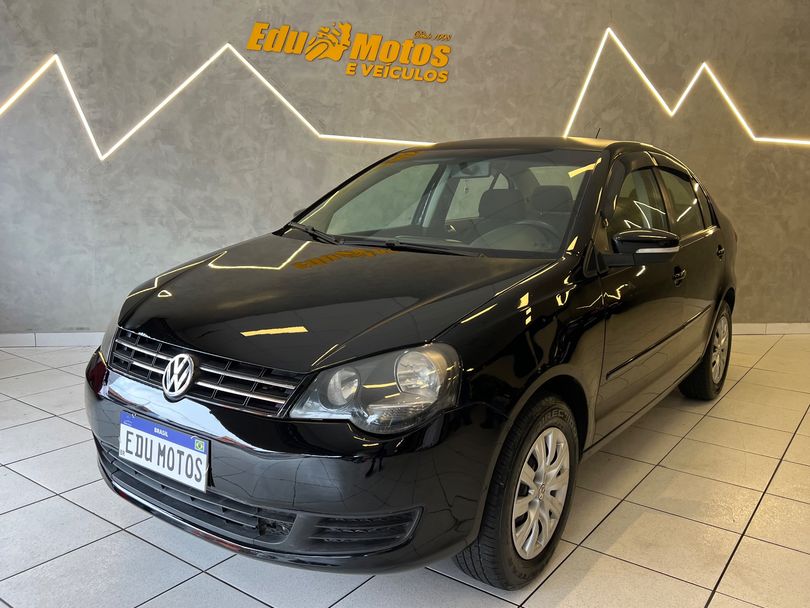 VolksWagen Polo Sedan 1.6 Mi Total Flex 8V 4p