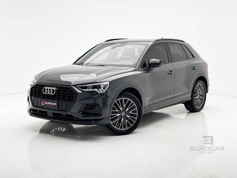 Audi Q3 Black Ed. 1.4 TFSI Flex/Black S-tron.