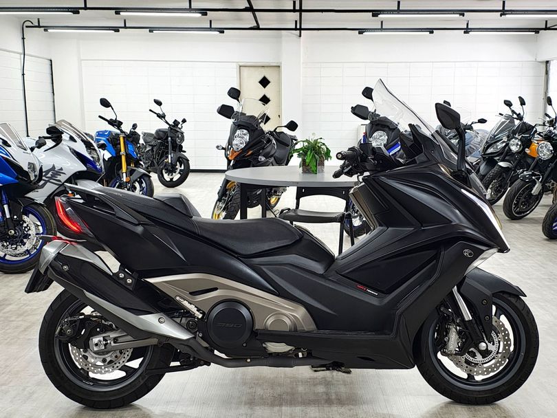 KYMCO AK 550i ABS