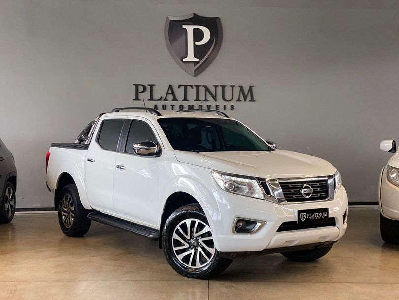 Nissan XE CD 4x4 2.3 Bi-TB Diesel Aut. 