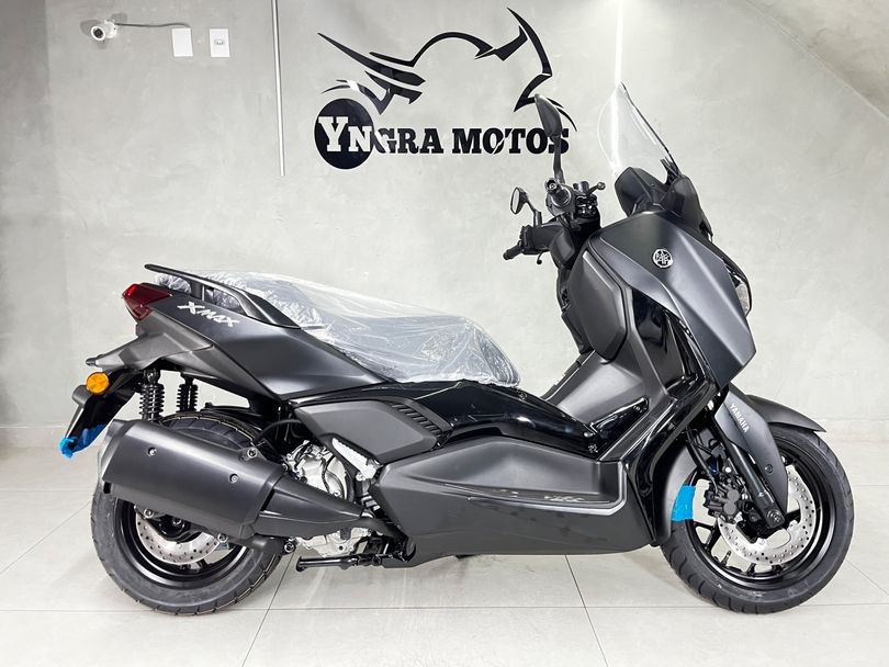 YAMAHA XMAX 250 CONNECTED 