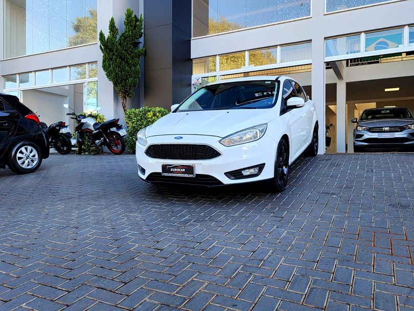Ford Focus 2.0 16V/SE/SE Plus Flex 5p Aut.