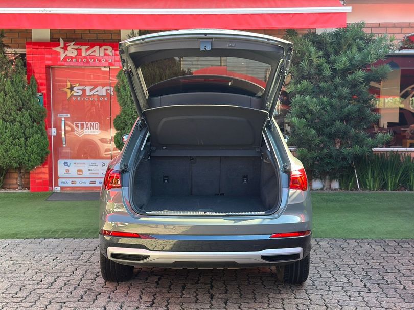 Audi Q3 Performance 2.0 TFSI Tiptr. Quattro