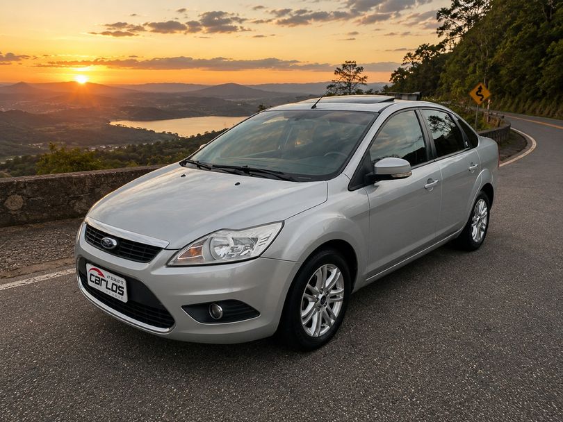 Ford Focus Ghia Sed. 2.0 16V/2.0 16V Flex Aut