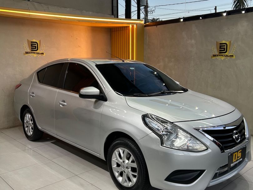 Nissan VERSA SV 1.6 16V FlexStart 4p Aut.